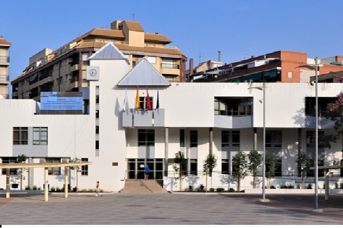 Molina, una de las dos &uacute;nicas ciudades espa&ntilde;olas de m&aacute;s de 75.000 habitantes con deuda cero