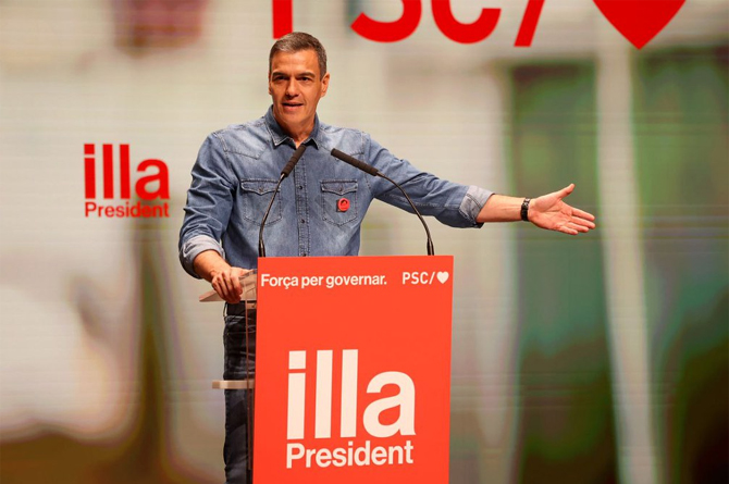 Pedro Sánchez, durante un mitin de apoyo a Salvador Illa