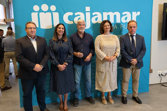 Momento previo a la inauguración de la jornada sobre Bioeconomía