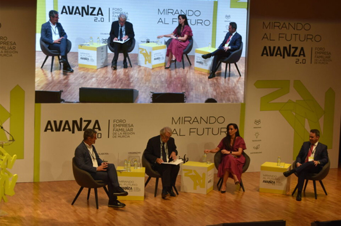 Una de las mesas redondas celebradas en la IV edición de Avanza-Empresa Familiar