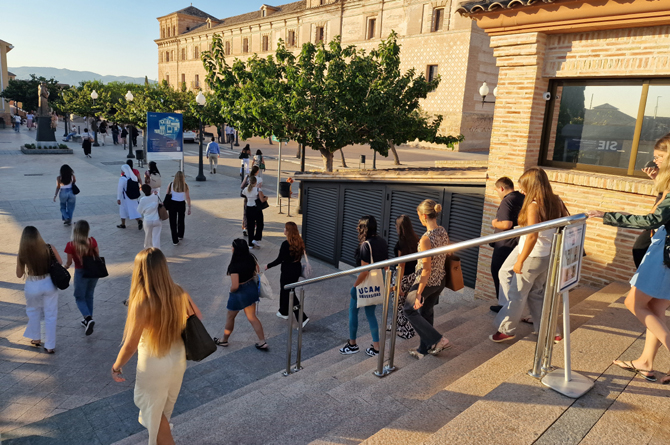 Alumnos de la UCAM en el campus de Los Jerónimos, en Murcia