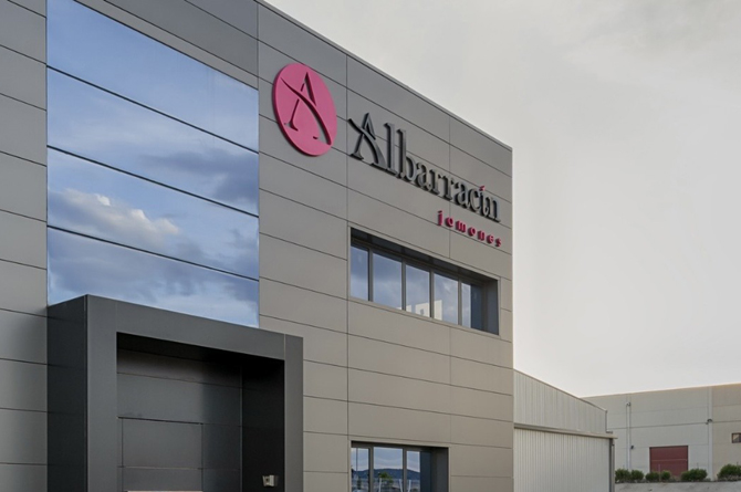 Fuertes (El Pozo) compra Jamones Albarrac&iacute;n y entra en el sector del secado de producto