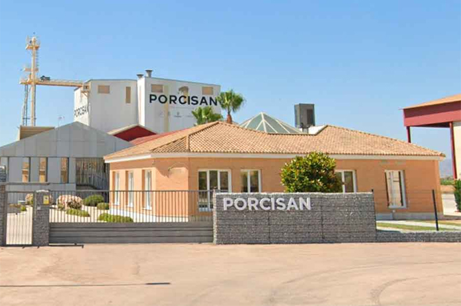 Porcisan busca operarios de granja