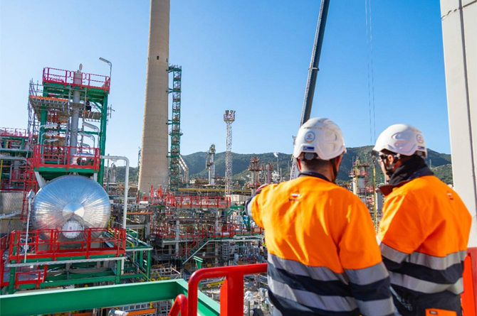 La planta de Cartagena es la primera en producir combustibles 100% renovables