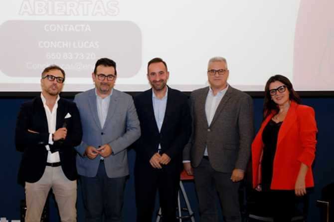 Participantes en la presentación de los programas GDP Cieza