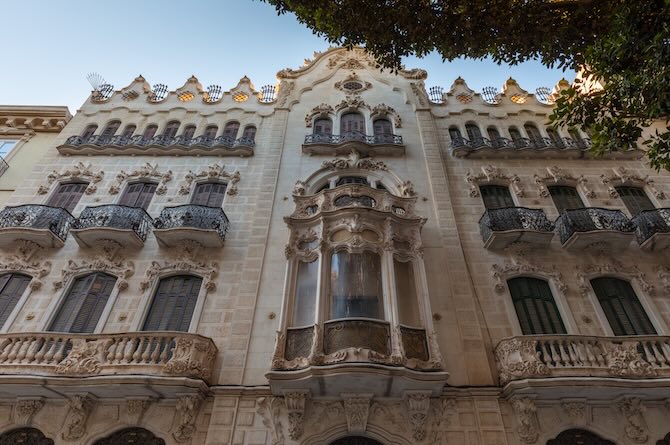Fachada de la Casa Maestre, ubicada en la plaza San Francisco de Cartagena