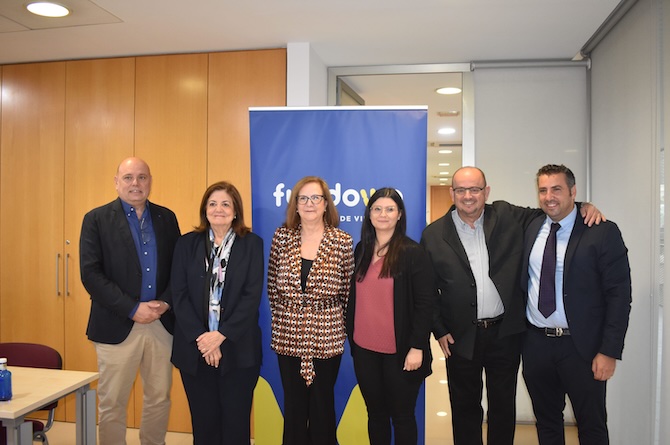 De izquierda a derecha, Pedro Martínez, María Dolores García, Rosario Peñalver, Marta Rodríguez, Víctor Meseguer y José Luis Mendoza, esta mañana, durante la visita