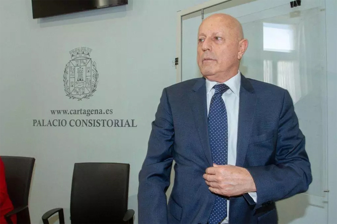 Tomás Olivo, en una visita al ayuntamiento de Cartagena