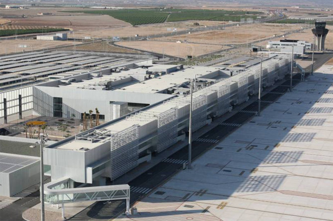 Vista aérea del Aeropuerto Internacional de la Región de Murcia