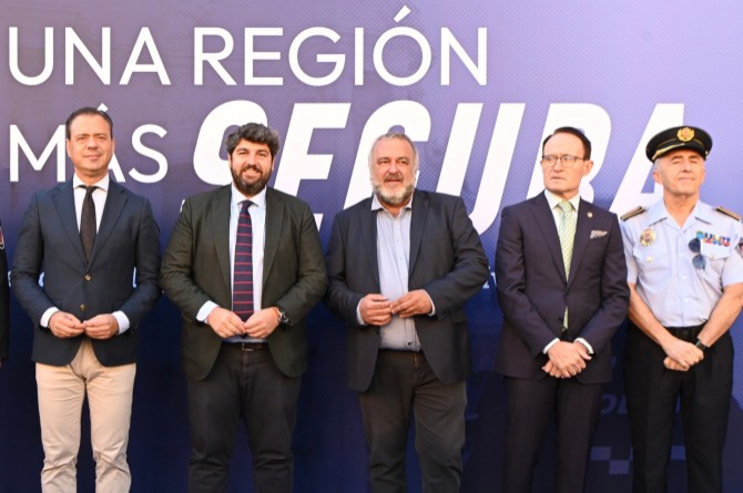 El presidente de la Comunidad, Fernando López Miras, en el foro 'Una Región más segura: nueva Estrategia de Seguridad y Convivencia Ciudadana'