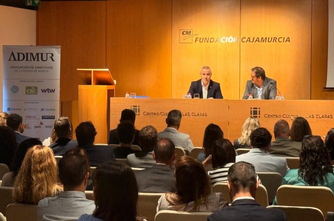 Desayuno Directivo de Adimur “Talento y empleo en la Región: claves de dirección para un mercado laboral cambiante”