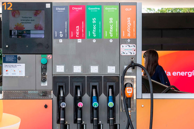 La inflación se contiene en el 4,9%