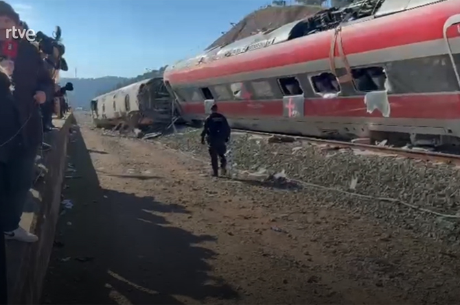 Tren Iriyo siniestrado. Imagen: RTVE