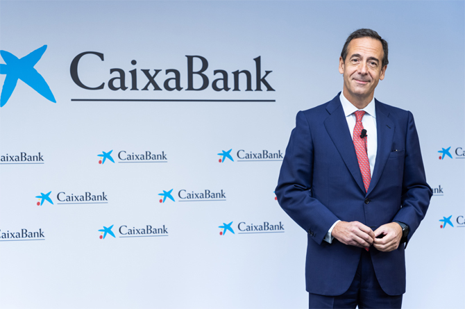 Gonzalo Gort&aacute;zar, consejero delegado de CaixaBank