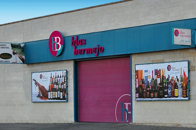 Fachada del almac&eacute;n de Blas Bermejo en Molina de Segura