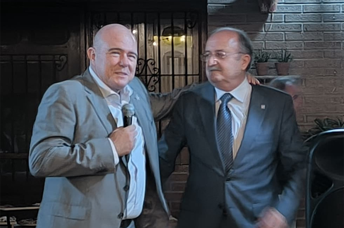 Fernando de Mateo (izquierda) y Tom&aacute;s Mart&iacute;nez Pag&aacute;n