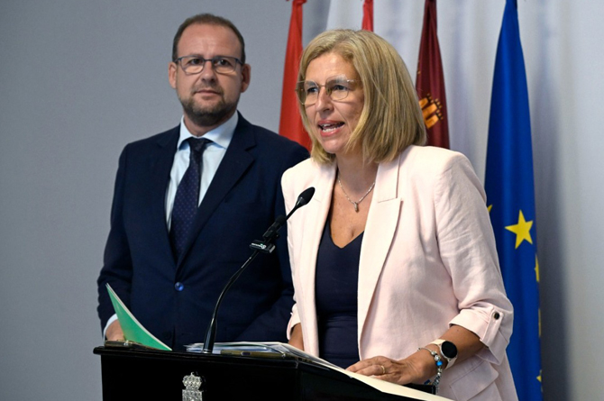 José Guillén y Mercedes Bernabé