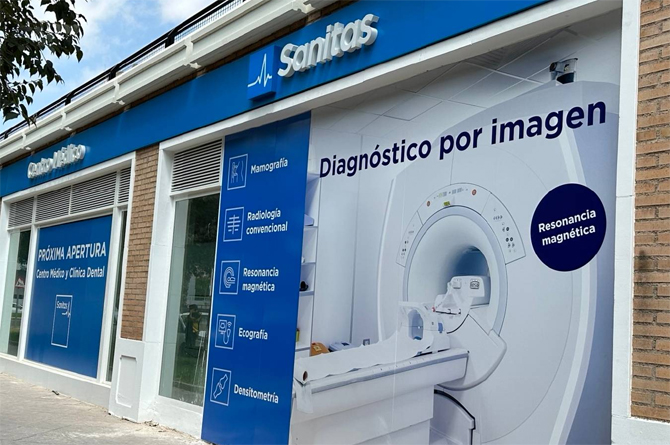Centro médico de Sanitas en el entorno de Juan Carlos I, en Murcia