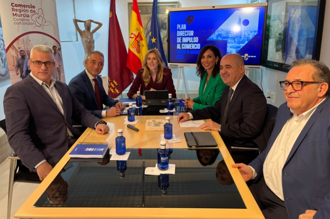 Reunión previa a la elaboración del Plan director de Impulso al Comercio el pasado mes de febrero