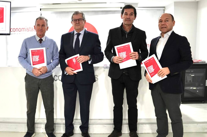 Miembros del equipo Hispalink y del Colegio de Economistas