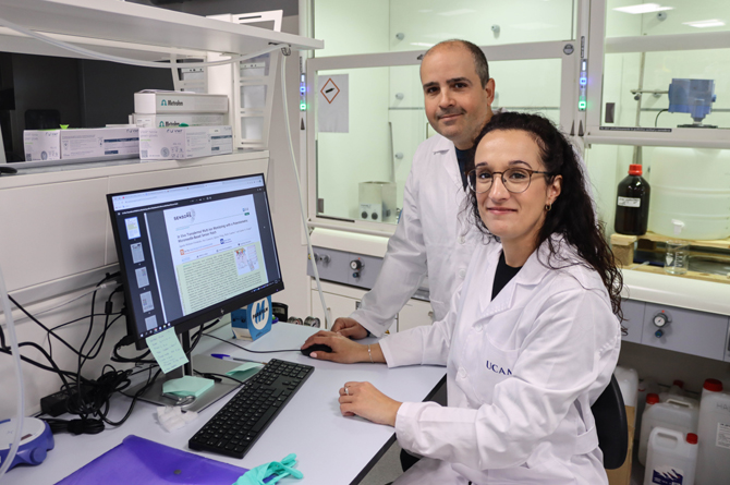 Los investigadores María Cuartero y Gastón Crespo, codirectores de UCAM-SENS