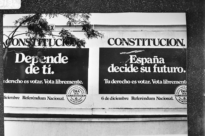Carteles de incentivo a la participación en el referéndum de apoyo a la Constitución en 1978