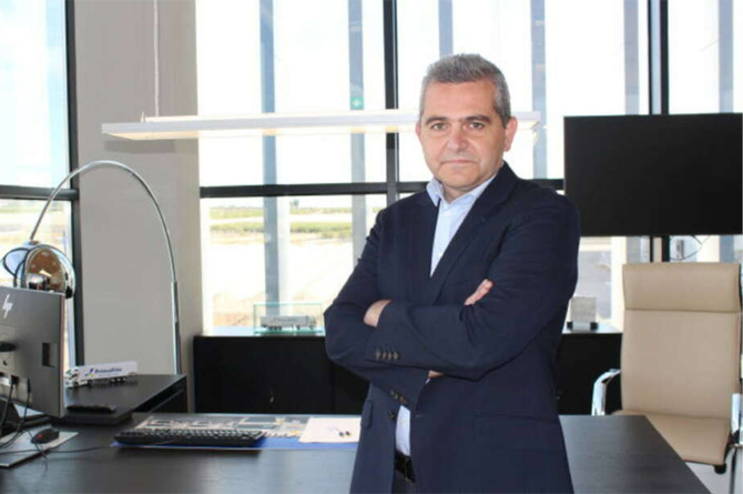 Juan Conesa en su despacho de Primafrio