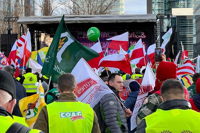 Agricultores espa&ntilde;oles en las calles de Bruselas. Imagen: Coag